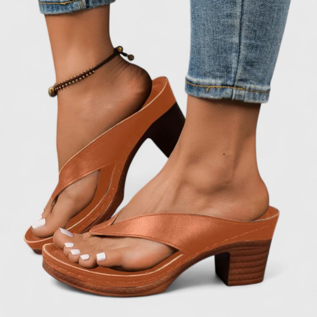 Comfortable women thong sandals chunky heel design breathable everyday summer wear