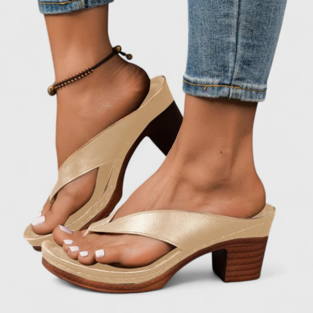Comfortable women thong sandals chunky heel design breathable everyday summer wear