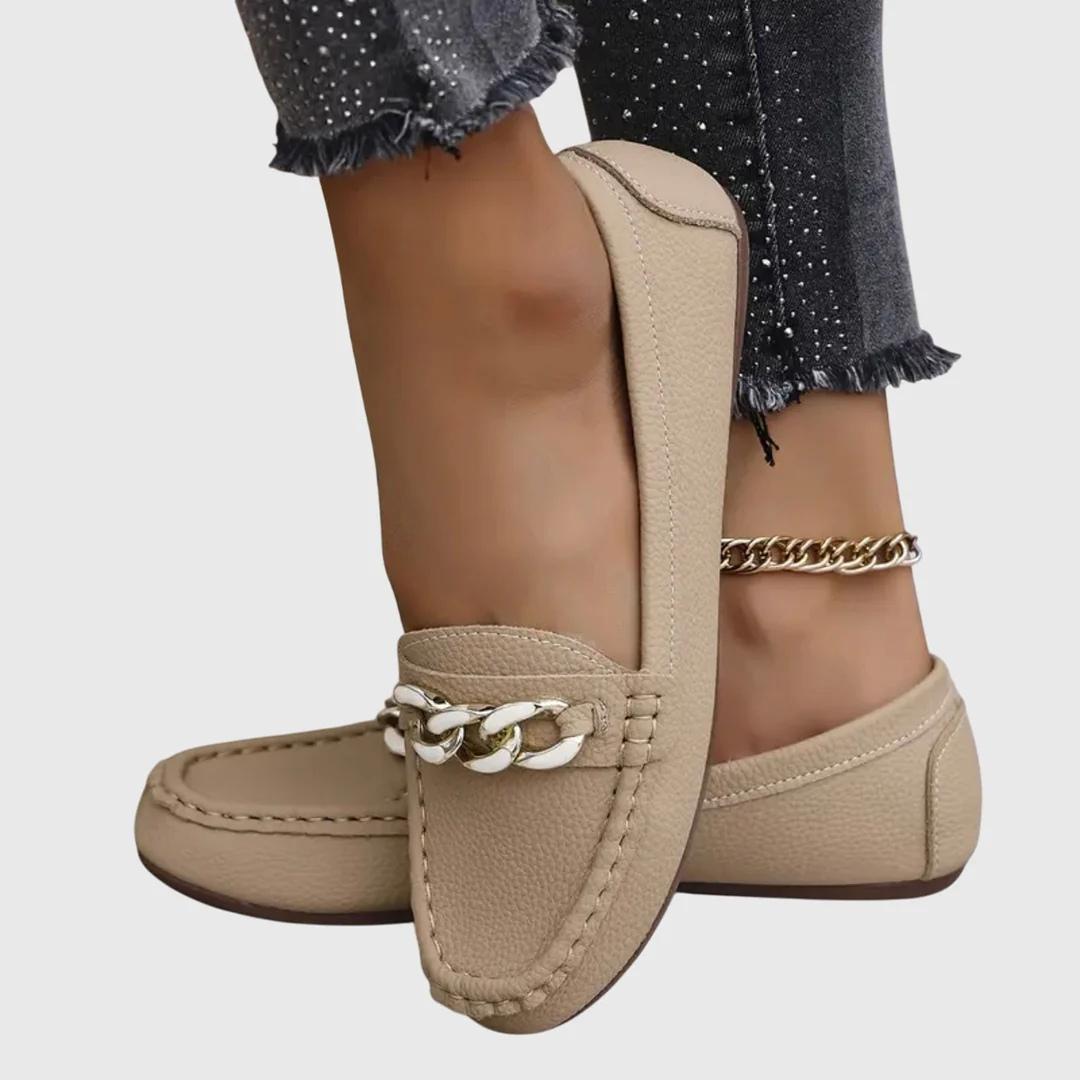 Stylish loafers women slip-on chain detail soft comfortable fit