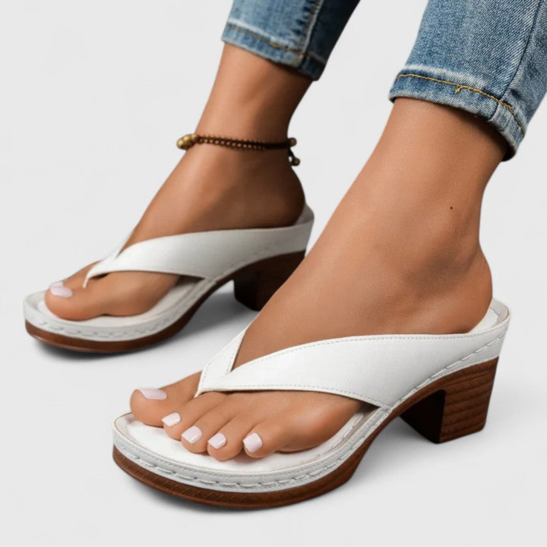 Comfortable women thong sandals chunky heel design breathable everyday summer wear