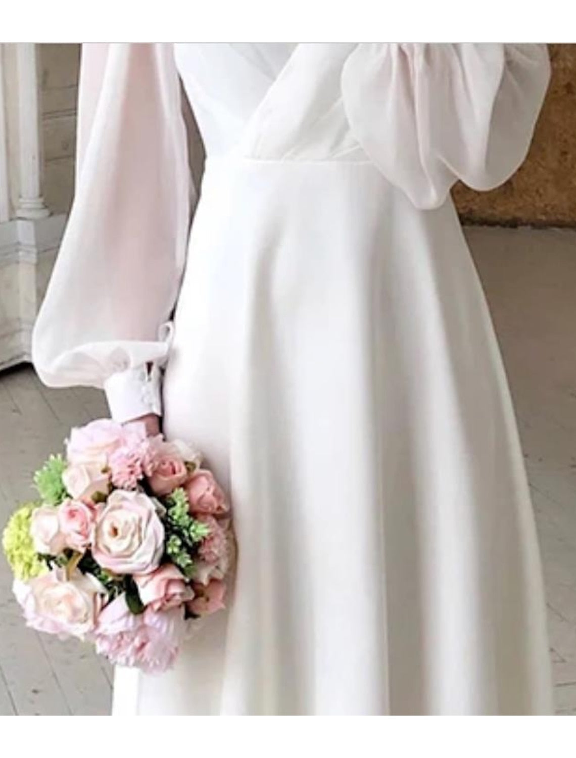 Flowing Bridal Dress, Long Sleeve Design with Timeless Elegance