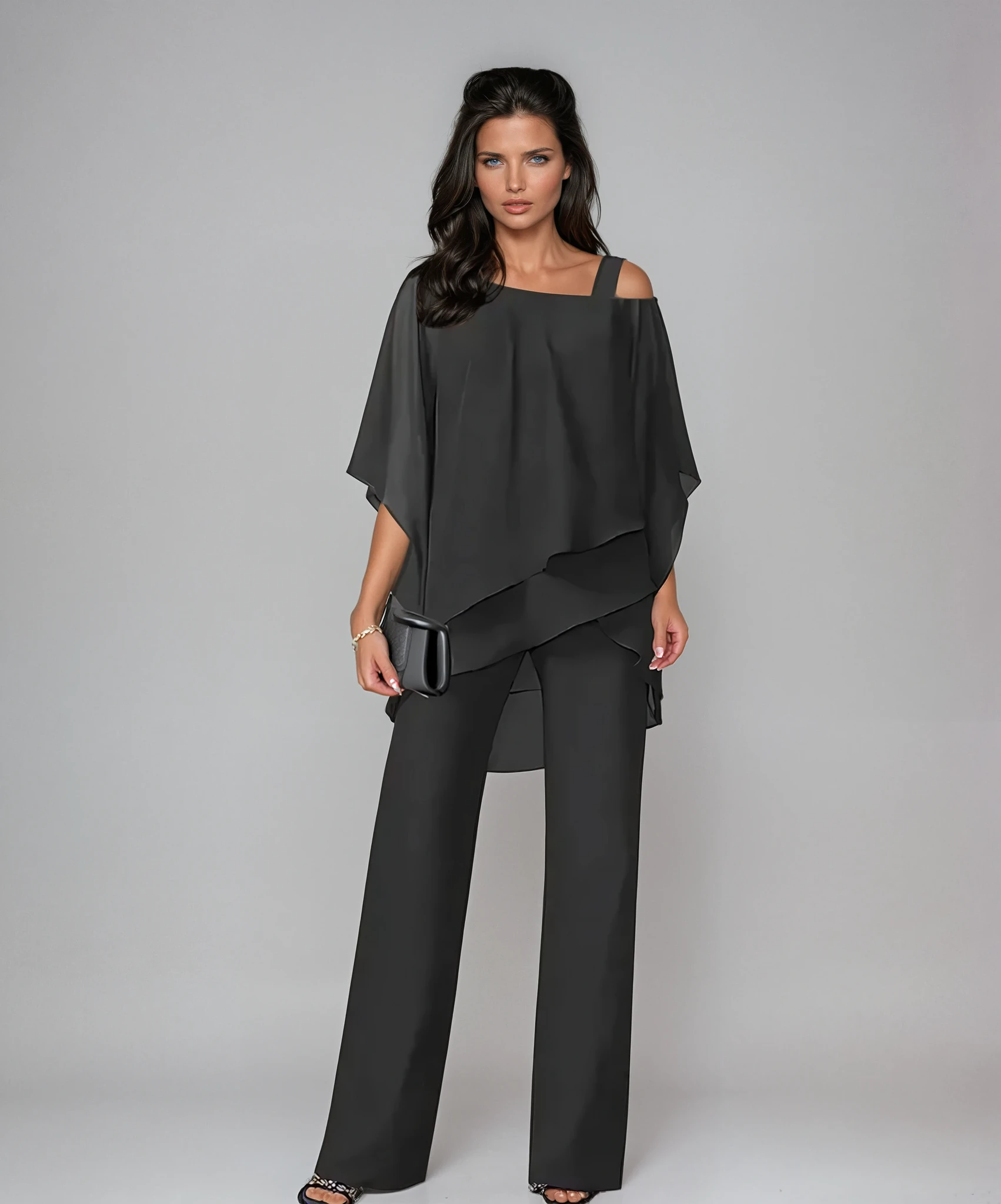 Stylish Two-Piece Set, Layered Design with Feminine Flowing Look