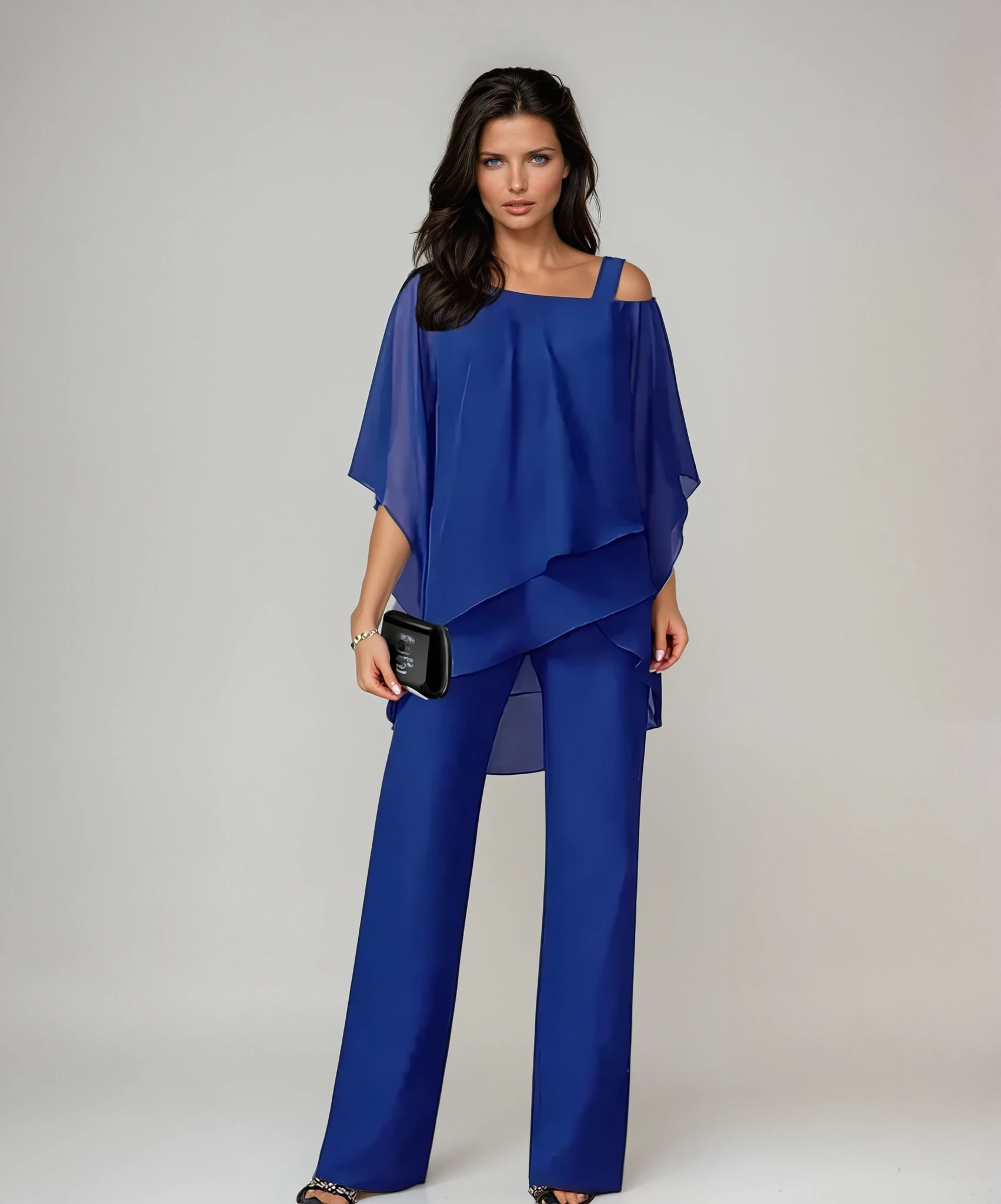 Stylish Two-Piece Set, Layered Design with Feminine Flowing Look
